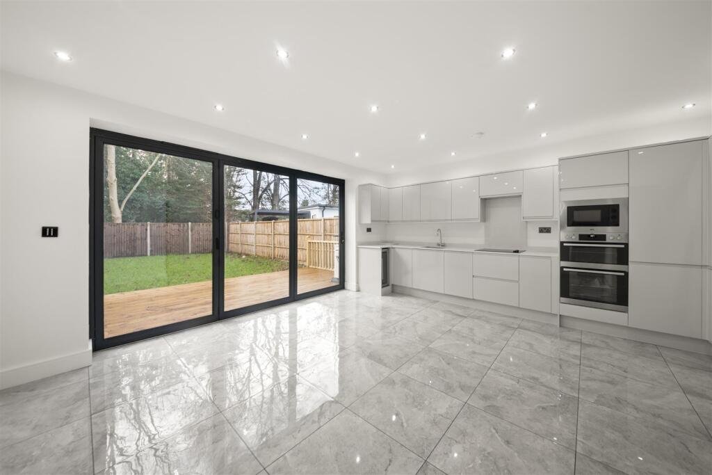 225662 33631316 img 01 0000