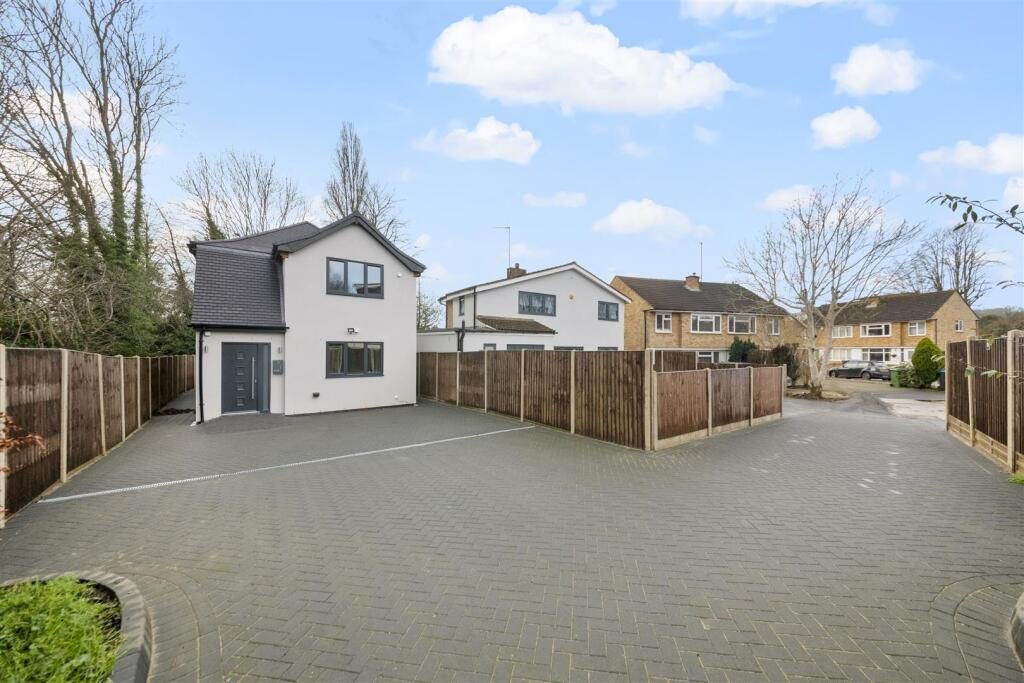 225662 33631316 img 00 0000