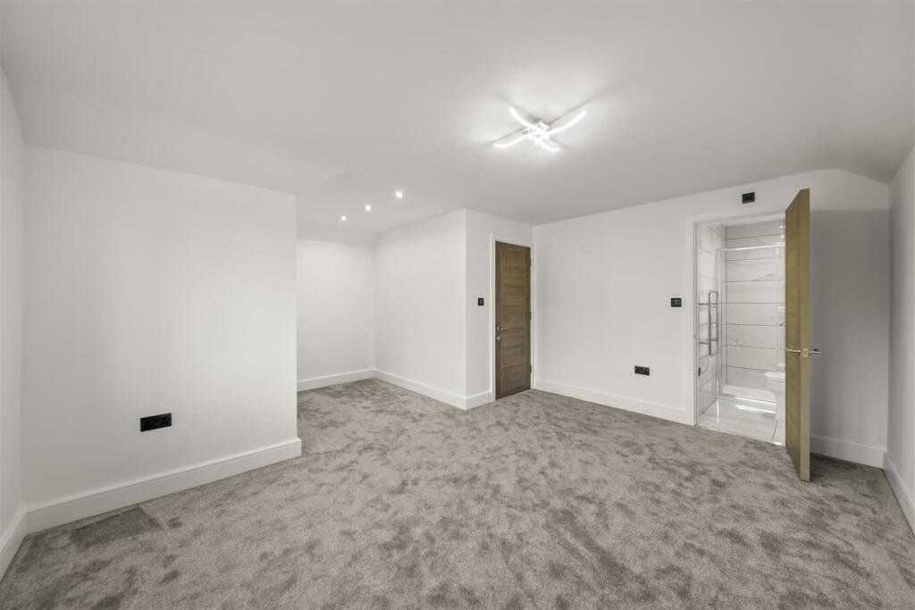 225662 33631316 img 03 0000