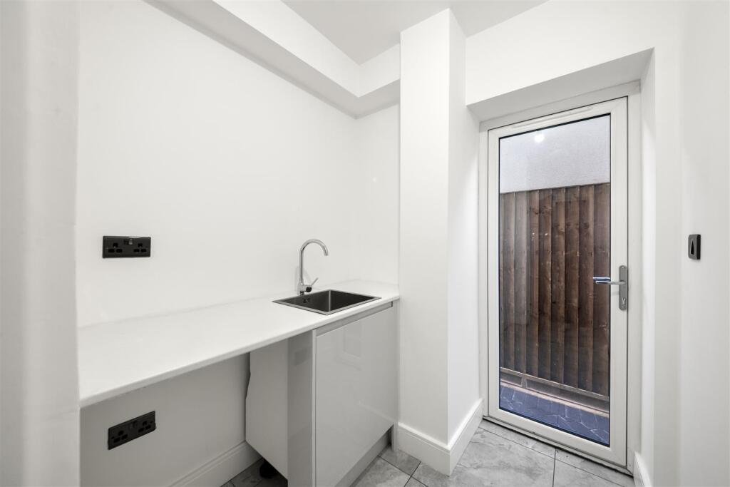 225662 33631316 img 07 0000