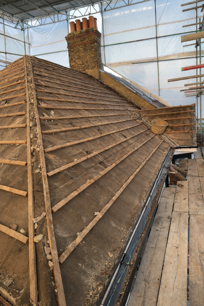 wimbledon entrance roof